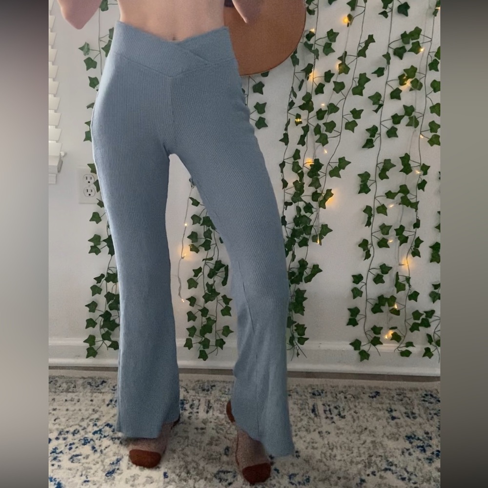 Light blue Flare Gilly Hicks pants